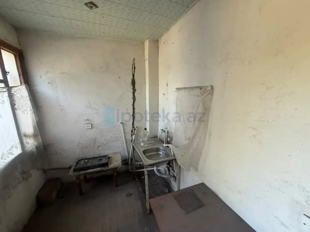 Satılır 2 otaqlı həyət evi 30 m²