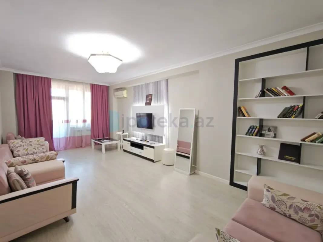 Satılır 2 otaqlı yeni tikili 93 m²