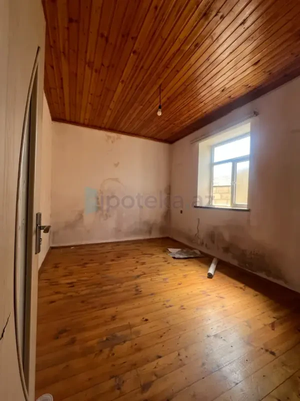 Satılır 2 otaqlı həyət evi 80 m²