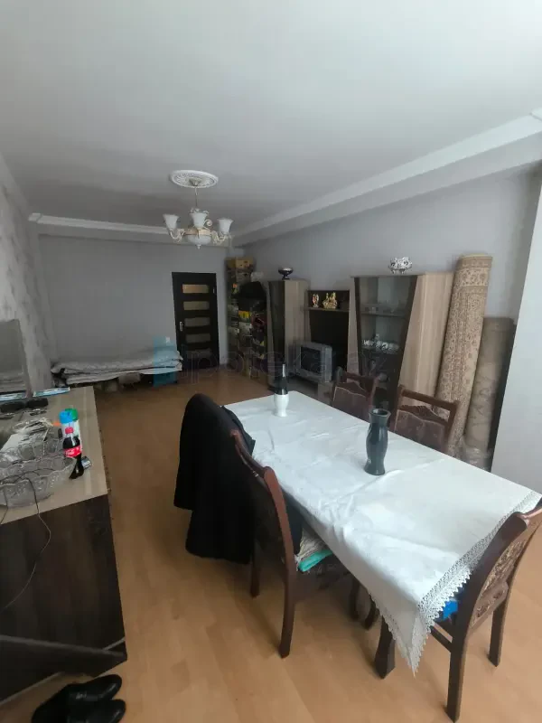 Satılır 2 otaqlı yeni tikili 56 m²