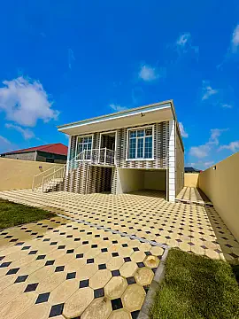 Satılır 4 otaqlı həyət evi 220 m² — Bakı 4 otaq 220.00 m²
