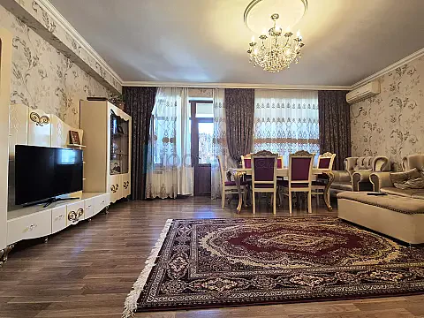 Satılır 4 otaqlı yeni tikili 200 m² — Bakı, Bakıxanov 4 otaq 200.00 m²