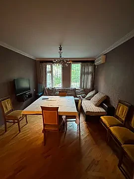 Satılır 3 otaqlı köhnə tikili 93 m² — Bakı, Nərimanov 3 otaq 93.00 m²