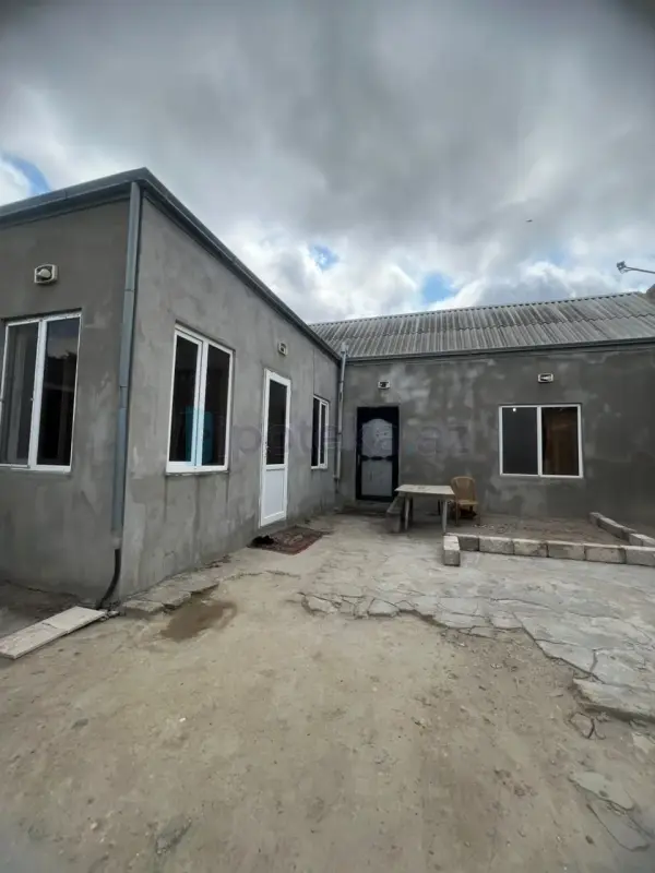 Satılır 3 otaqlı həyət evi 60 m²