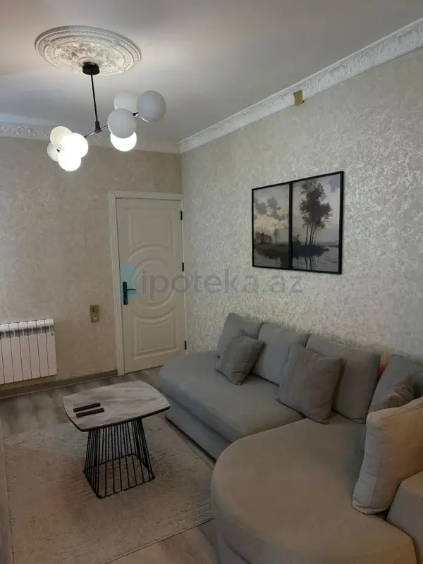 Satılır 3 otaqlı köhnə tikili 83 m²
