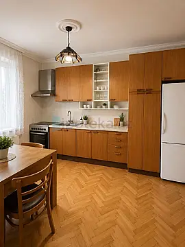Satılır 3 otaqlı köhnə tikili 85 m² — Bakı, Nərimanov 3 otaq 85.00 m²