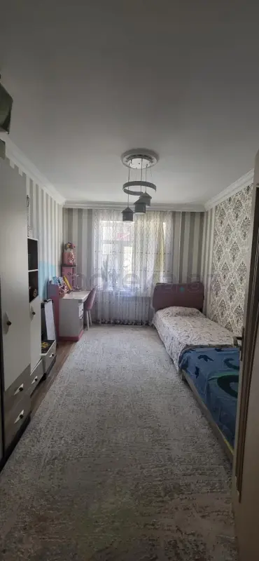 Satılır 3 otaqlı köhnə tikili 81 m²