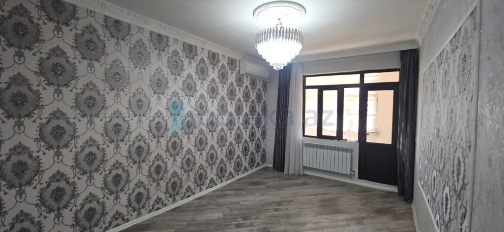 Satılır 2 otaqlı köhnə tikili 52 m²