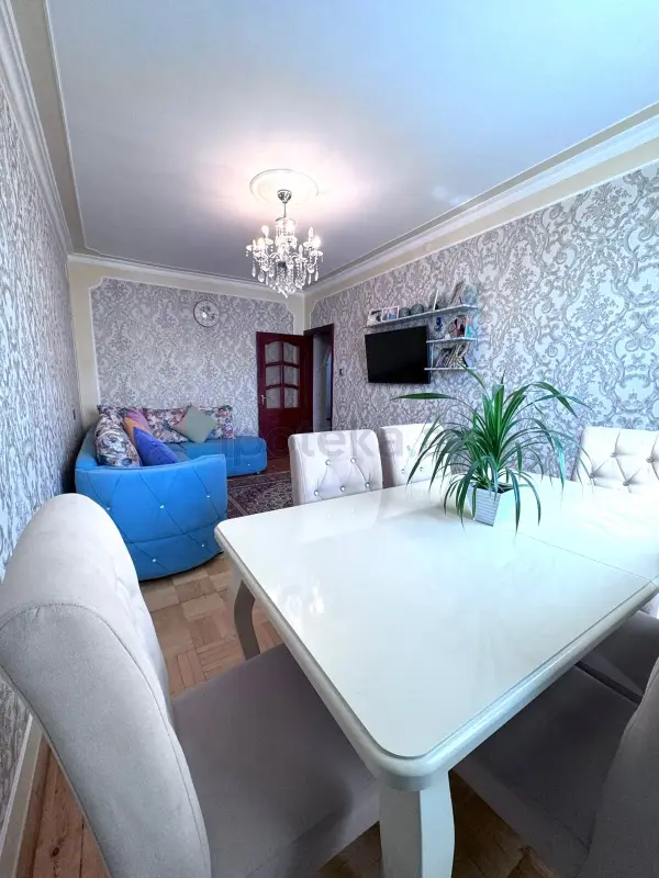 Satılır 3 otaqlı köhnə tikili 80 m²