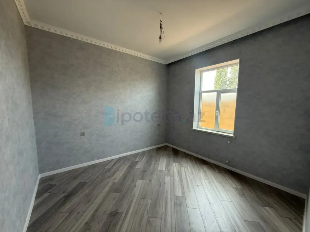 Satılır 4 otaqlı həyət evi 127 m²