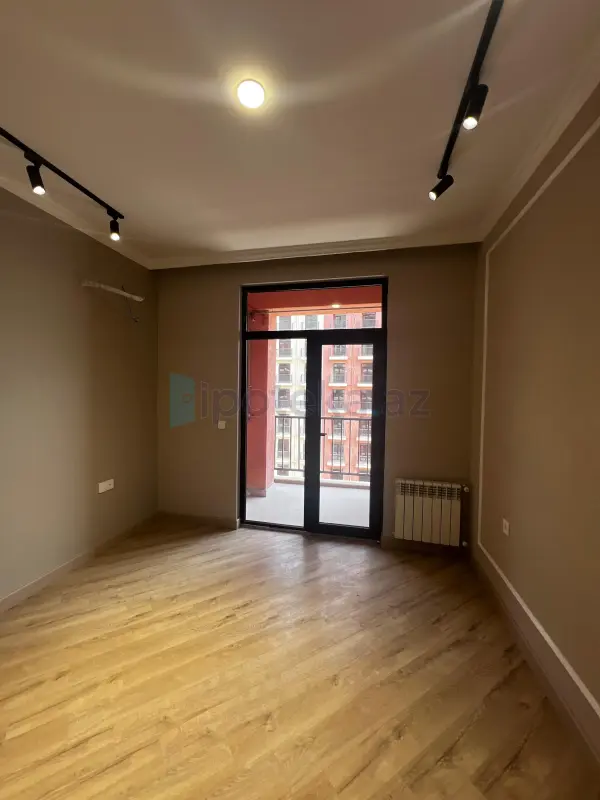 Satılır 2 otaqlı yeni tikili 61 m²