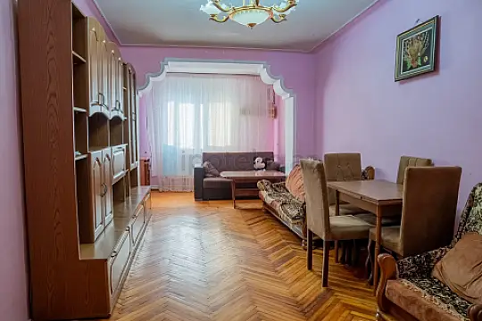 Satılır 3 otaqlı köhnə tikili 70 m² — Bakı, Yasamal 3 otaq 70.00 m²