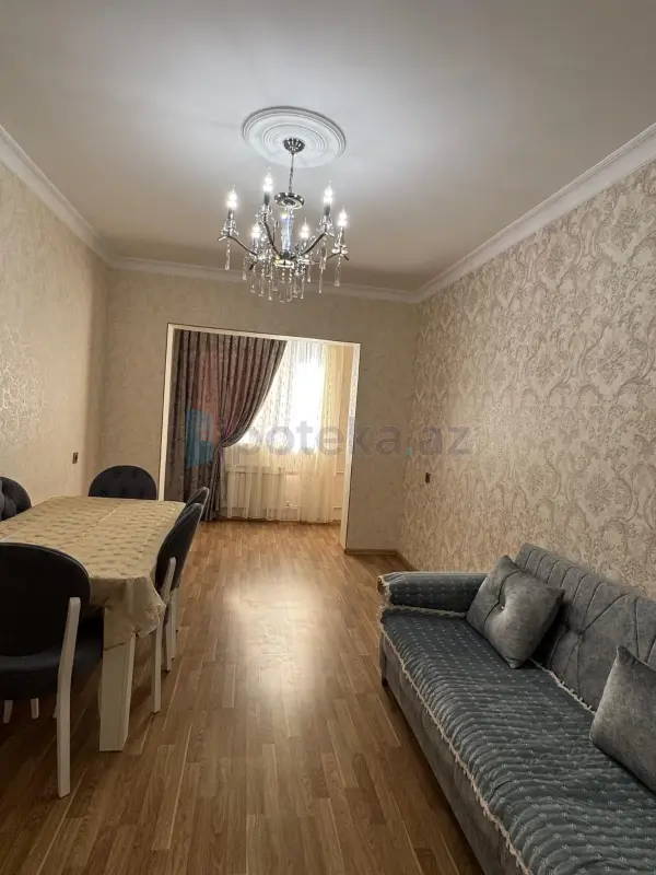 Satılır 3 otaqlı köhnə tikili 90 m²
