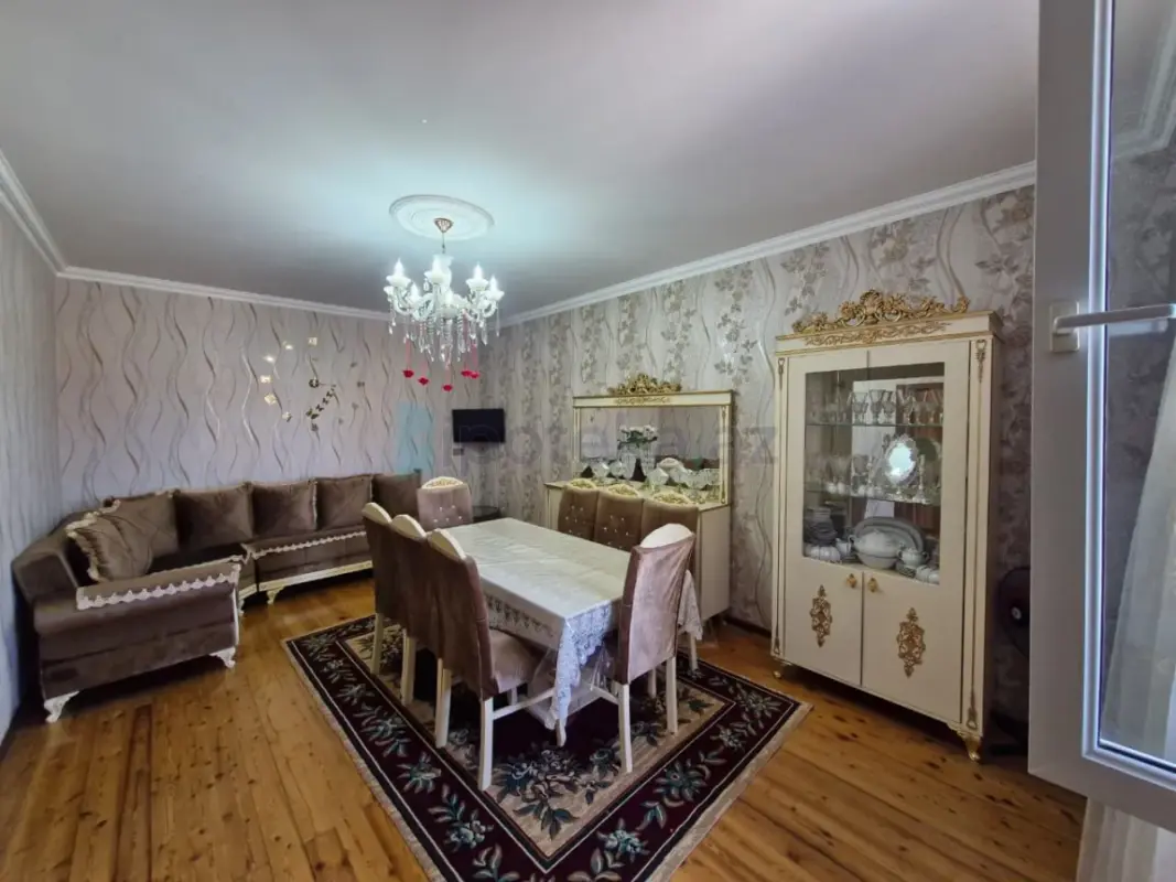 Satılır 6 otaqlı həyət evi 164 m²
