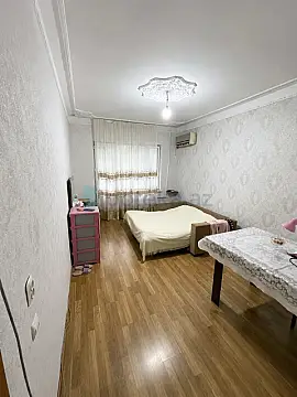 Satılır 2 otaqlı köhnə tikili 65 m² — Bakı, Nərimanov 2 otaq 65.00 m²