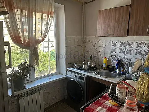 Satılır 2 otaqlı köhnə tikili 45 m² — Bakı 2 otaq 45.00 m²