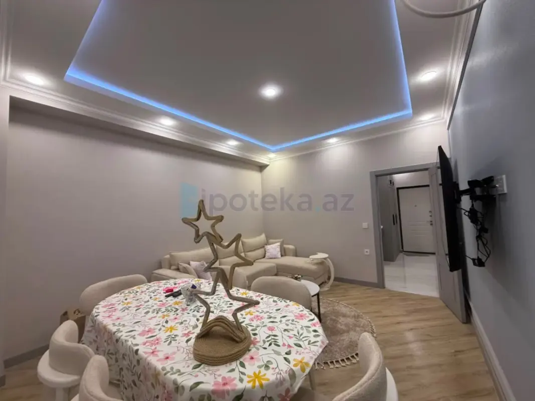 Satılır 2 otaqlı yeni tikili 80 m²