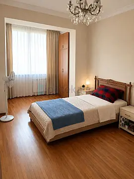 Satılır 3 otaqlı köhnə tikili 85 m² — Bakı, Nərimanov 3 otaq 85.00 m²