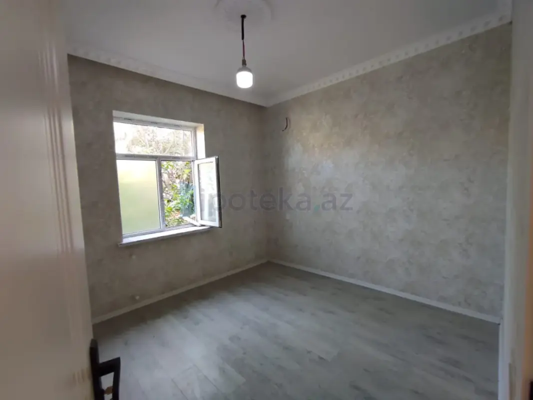 Satılır 4 otaqlı həyət evi 100 m²