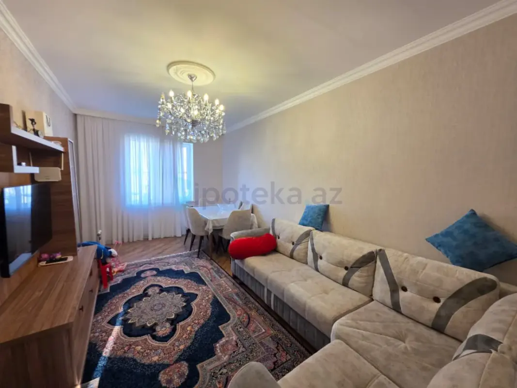 Satılır 2 otaqlı köhnə tikili 60 m²