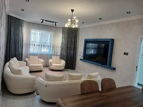 Satılır 4 otaqlı həyət evi 160 m² — Bakı, Binəqədi 4 otaq 160.00 m²