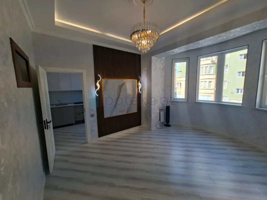 Satılır 2 otaqlı yeni tikili 40 m²