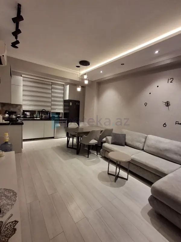 Satılır 3 otaqlı yeni tikili 71 m²