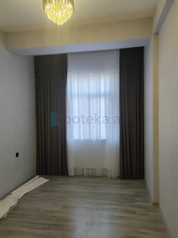 Satılır 3 otaqlı yeni tikili 82.2 m²