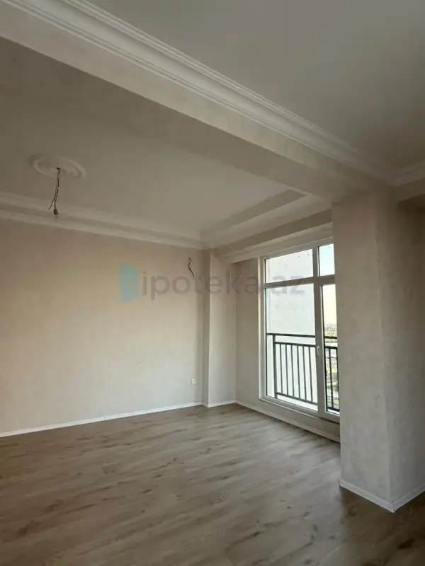 Satılır 3 otaqlı yeni tikili 131 m²