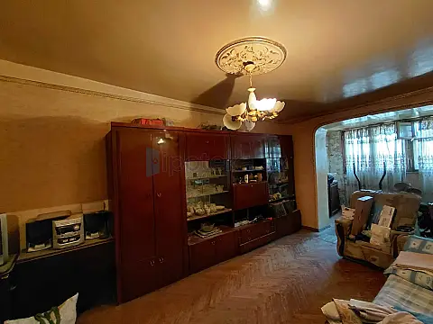 Satılır 3 otaqlı köhnə tikili 70 m² — Bakı, Nərimanov 3 otaq 70.00 m²