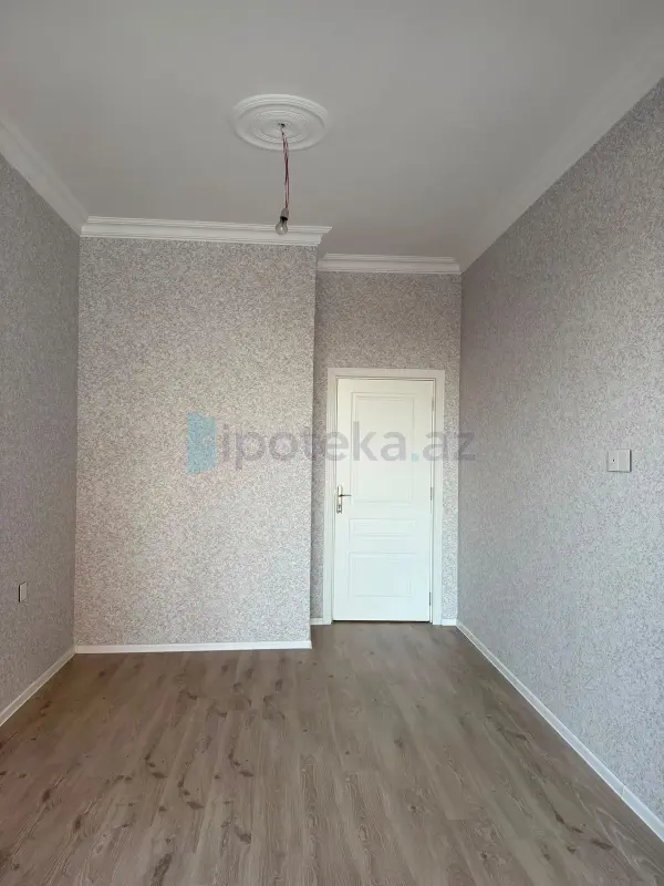 Satılır 2 otaqlı yeni tikili 75 m²