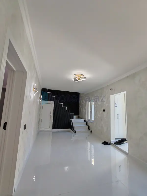Satılır 5 otaqlı həyət evi 150 m²