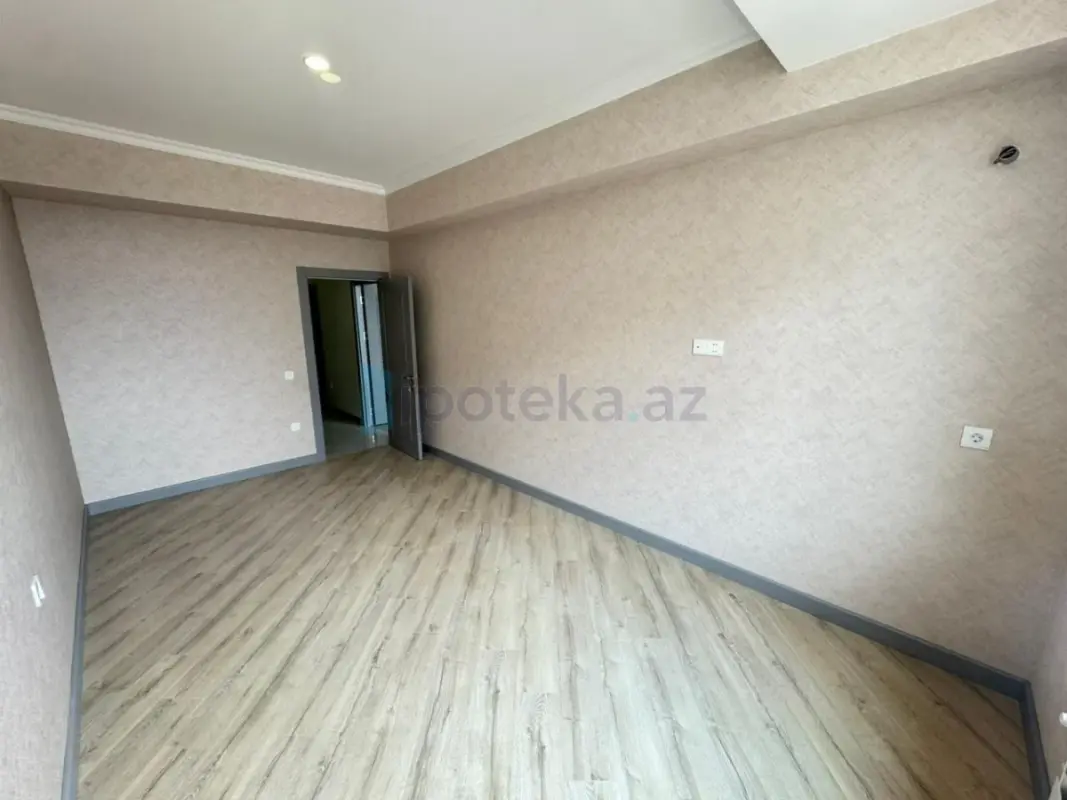Satılır 3 otaqlı yeni tikili 117 m²