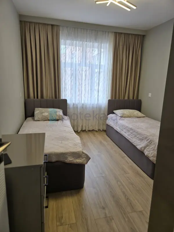Satılır 3 otaqlı köhnə tikili 70 m²