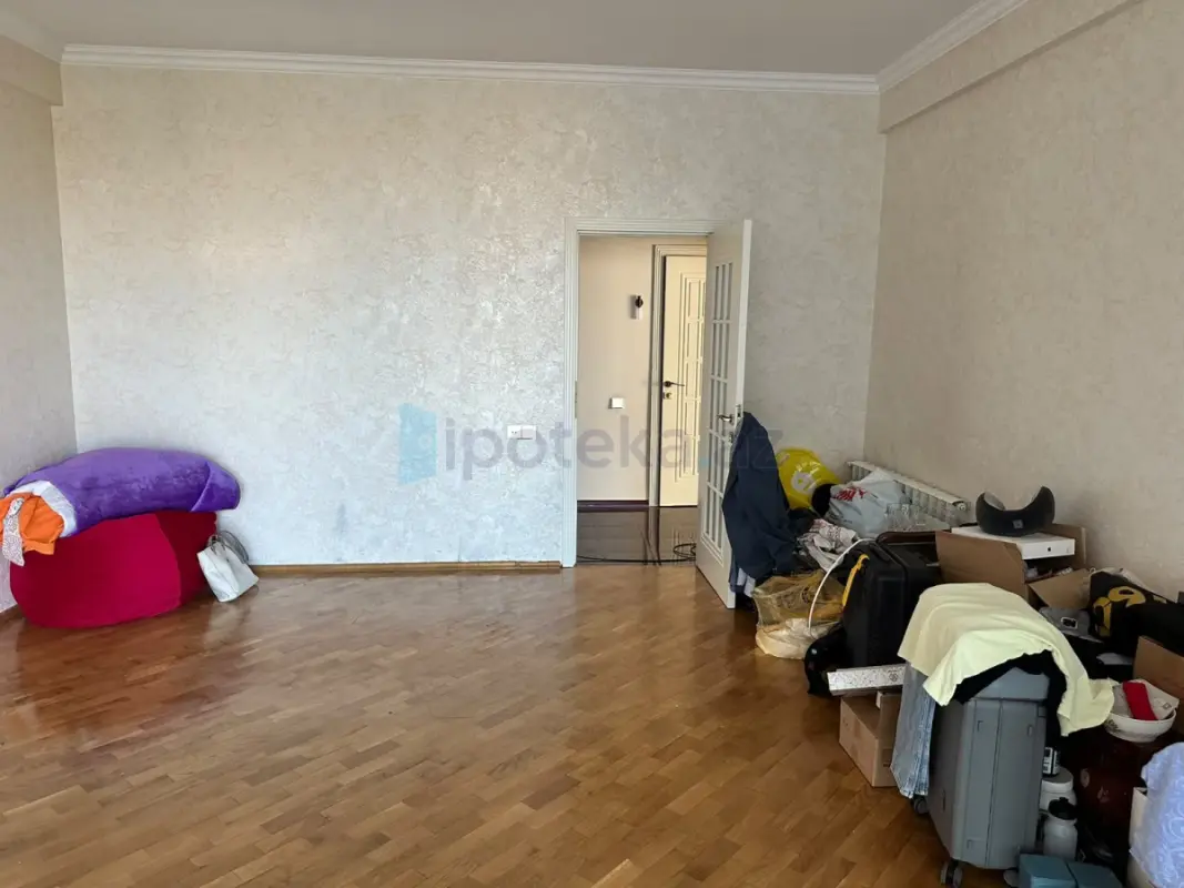 Satılır 2 otaqlı yeni tikili 72 m²