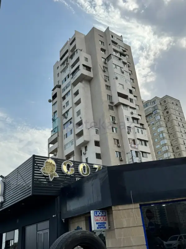 Satılır 3 otaqlı yeni tikili 80 m²