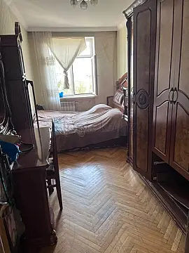 Satılır 3 otaqlı köhnə tikili 55 m² — Bakı, Yasamal 3 otaq 55.00 m²