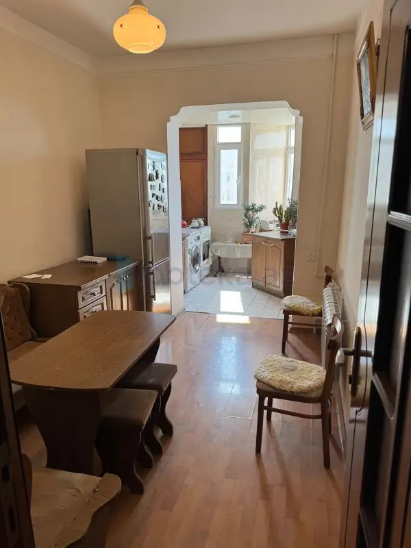Satılır 3 otaqlı yeni tikili 85 m²