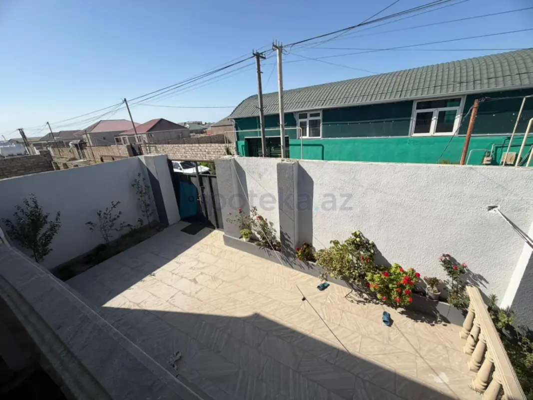 Satılır 4 otaqlı həyət evi 160 m²