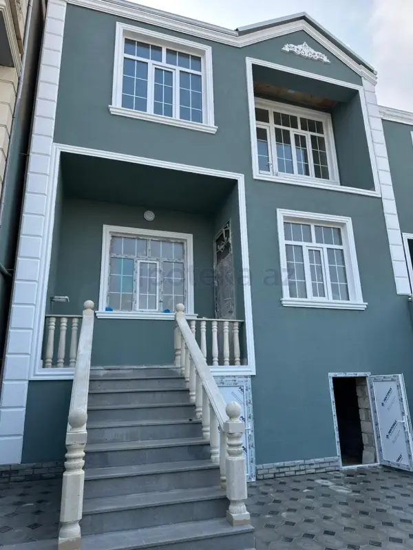 Satılır 5 otaqlı həyət evi 150 m²