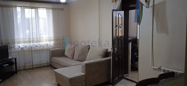 Satılır 3 otaqlı köhnə tikili 72 m² — Bakı, Badamdar 3 otaq 72.00 m²
