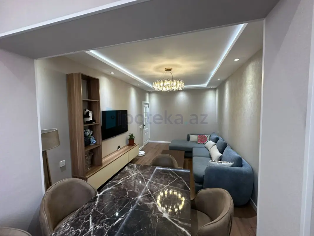 Satılır 2 otaqlı köhnə tikili 65 m²
