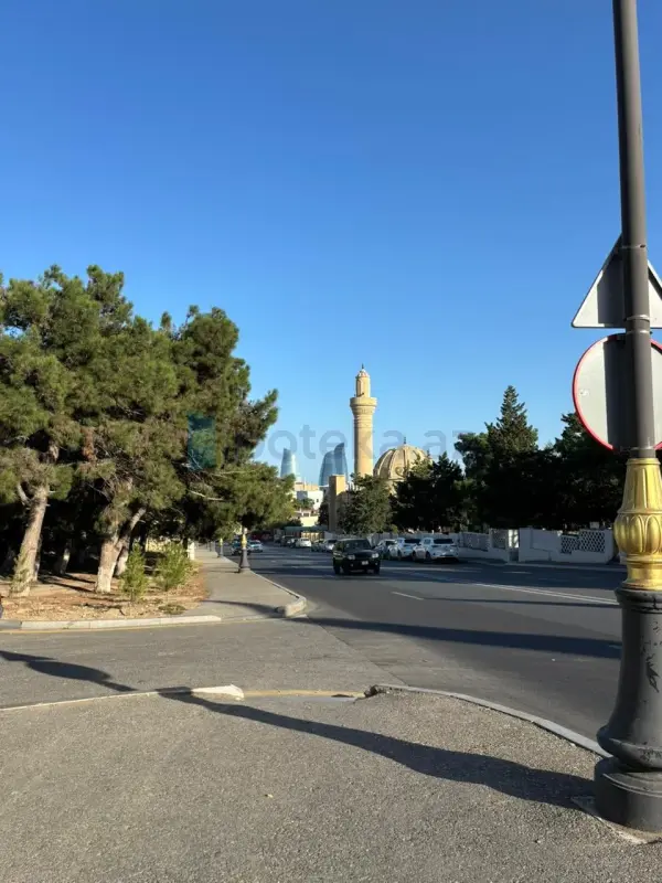 Satılır 2 otaqlı köhnə tikili 40 m²