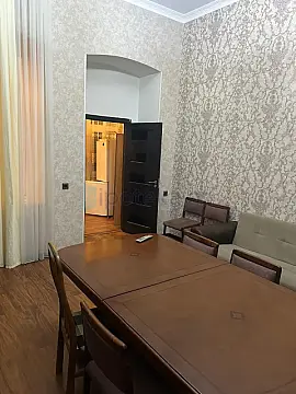 Satılır 3 otaqlı köhnə tikili 80 m² — Bakı, Nəsimi 3 otaq 80.00 m²