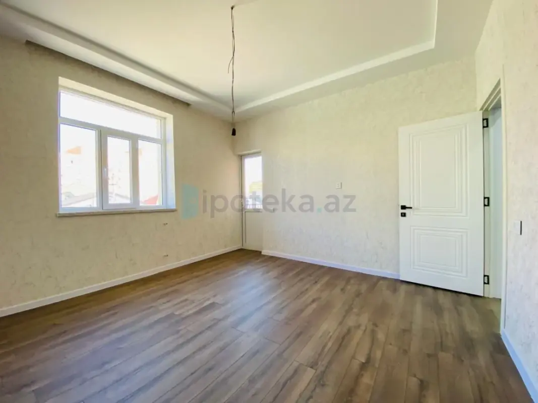 Satılır 5 otaqlı həyət evi 185 m²