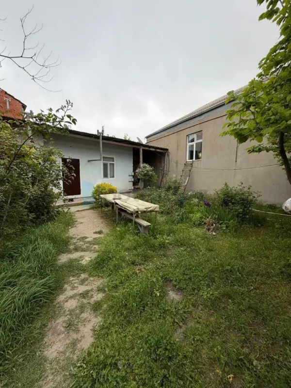 Satılır 2 otaqlı həyət evi 50 m²