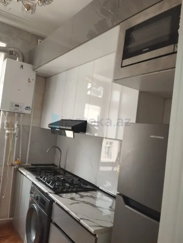 Satılır 2 otaqlı köhnə tikili 50 m²