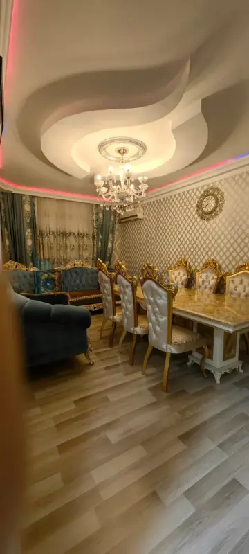 Satılır 2 otaqlı köhnə tikili 65 m²