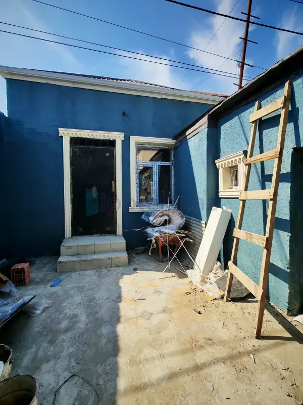 Satılır 2 otaqlı həyət evi 60 m²