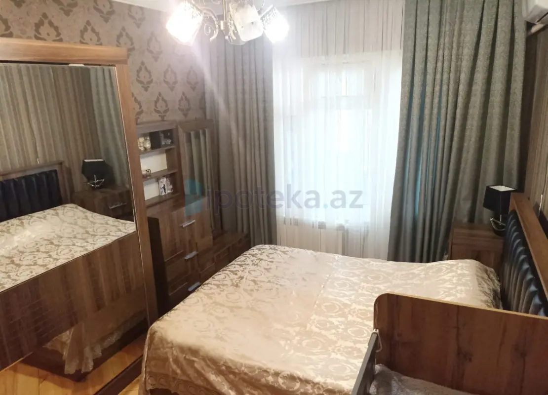 Satılır 2 otaqlı köhnə tikili 60 m²